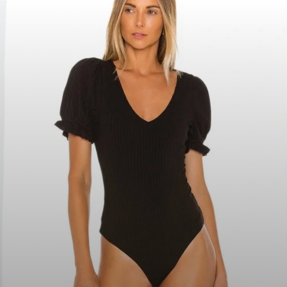 Tularosa Black Quinn Puff Sleeve V Neck Bodysuit